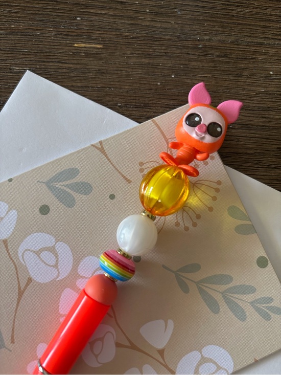Studio 120 Other - Disney Doorables: Winnie the Pooh: Piglet Halloween handmade beaded pen